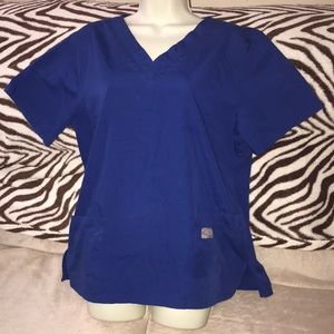 Scrub zone medium blue top 💕